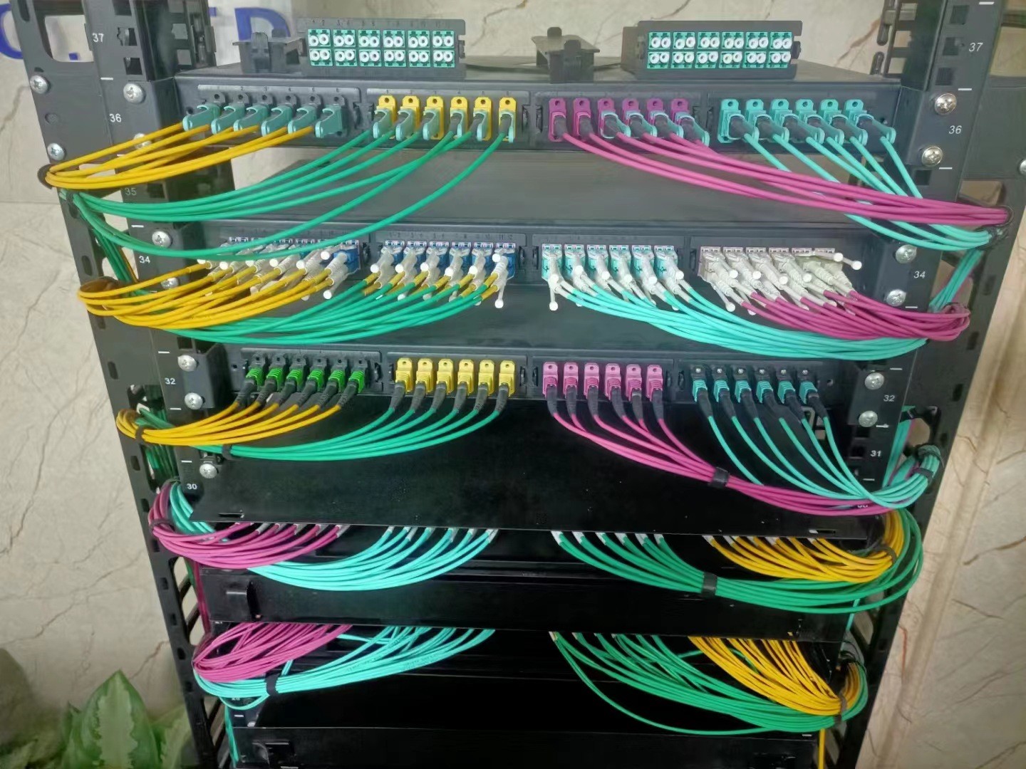 Latest company blogs about Why data center solutions are more and more popular