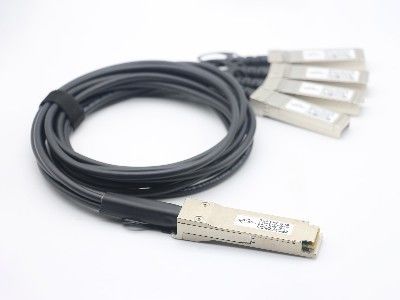Buy Optical Dac Cable Qsfp+ To 4x SFP+ 10g High Speed Twinax Copper Cable 5M online manufacture