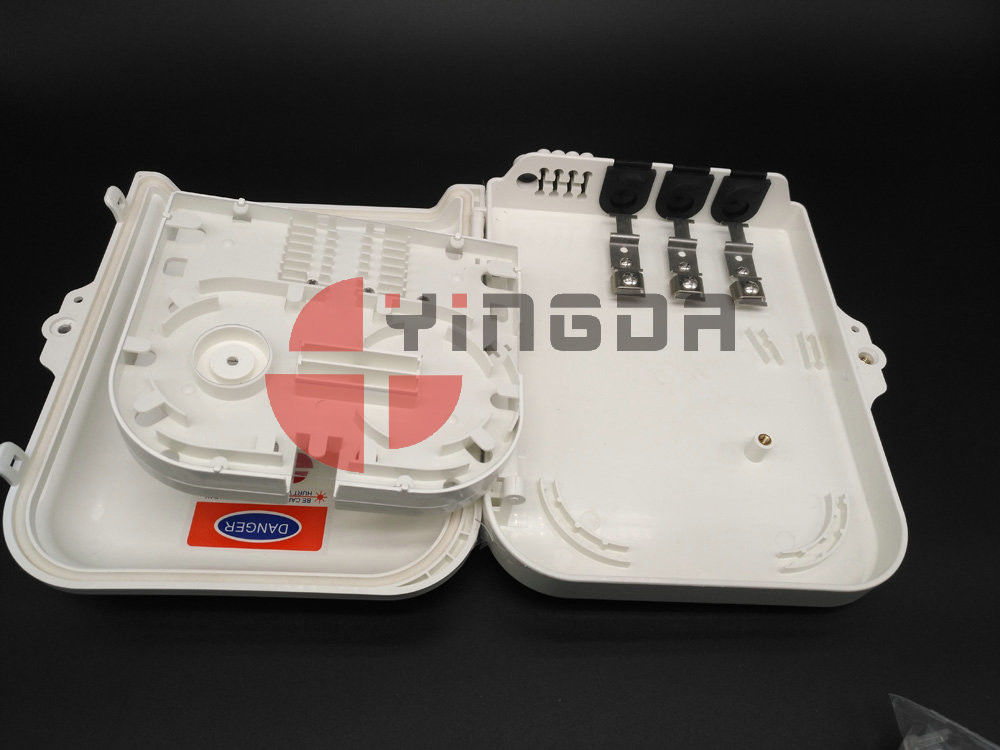 White ABS Fiber Optic Splitter Box 8 Ports Wall Mount 8 Fibers Terminal Box with Screw and buckle