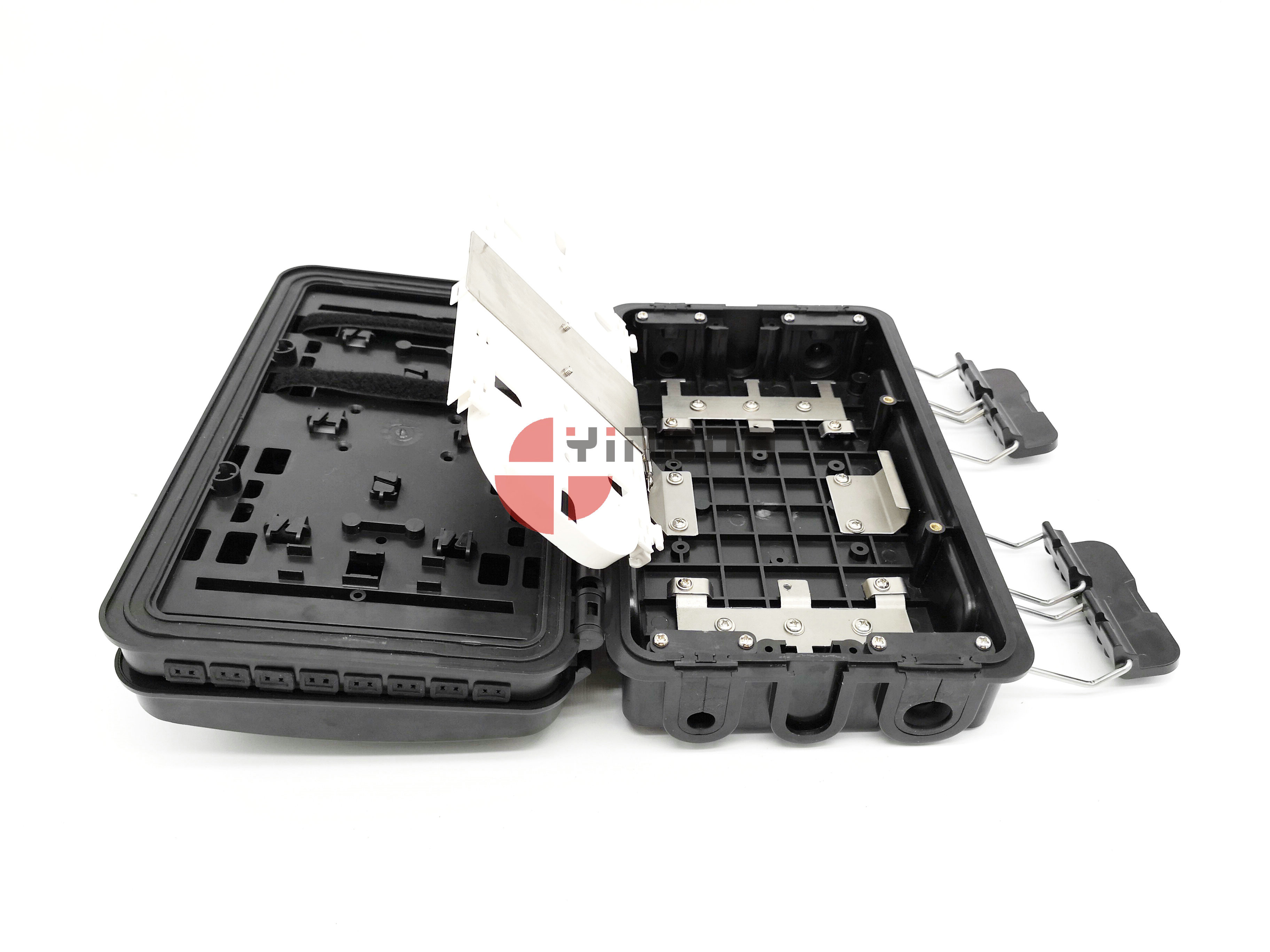 FTTH Distribution Fiber Cable Joint Box Waterproof 8 Cores With LGX Module