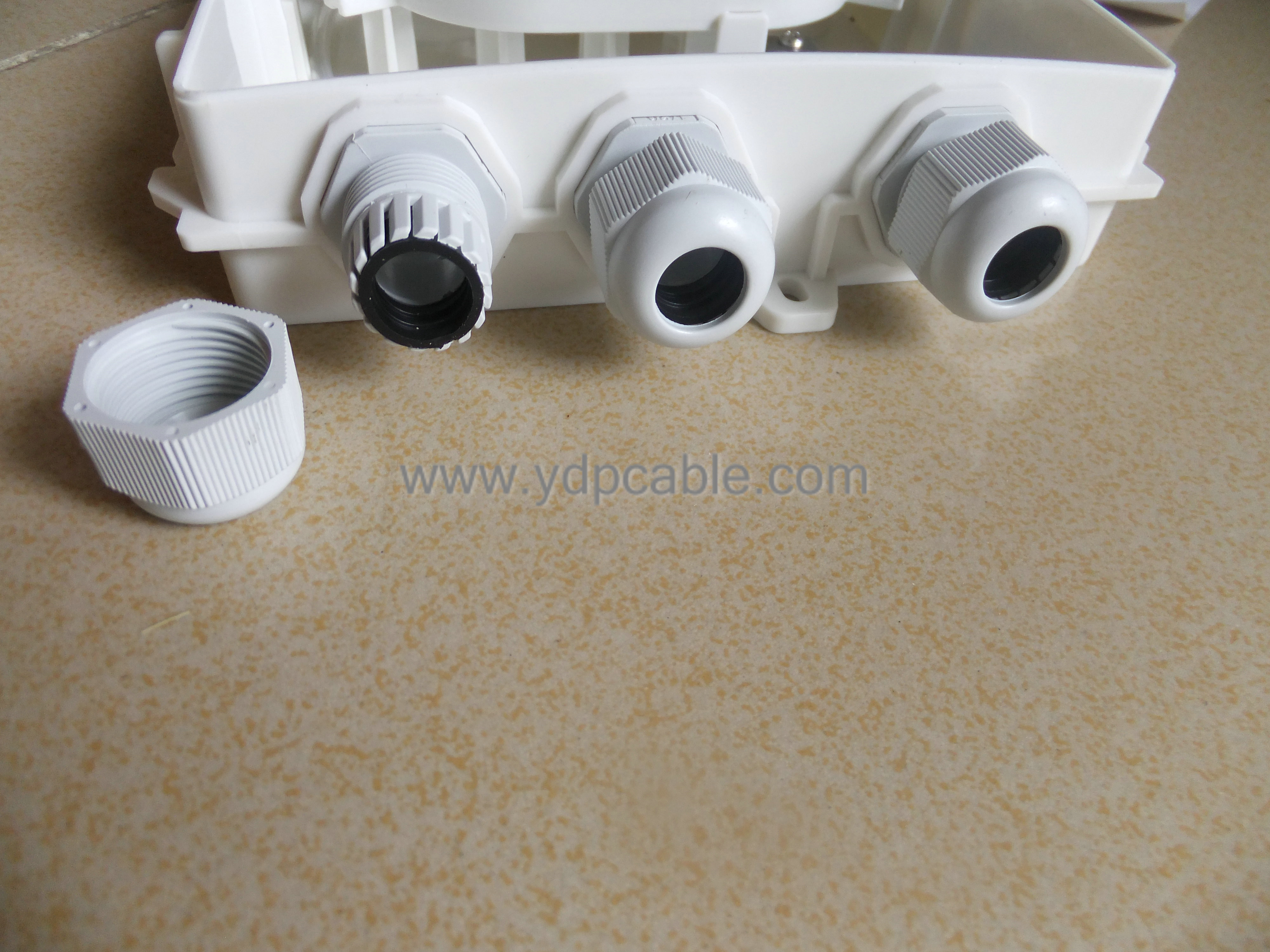 Reusable IP65 SC FC Flip Style Fiber Optic Splitter Box / Fibre Optic