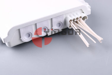 Outdoor ABS Optical Splitter Box 8 Cores , Uncut cable Termination Box For 1x8 PLC Splitter White